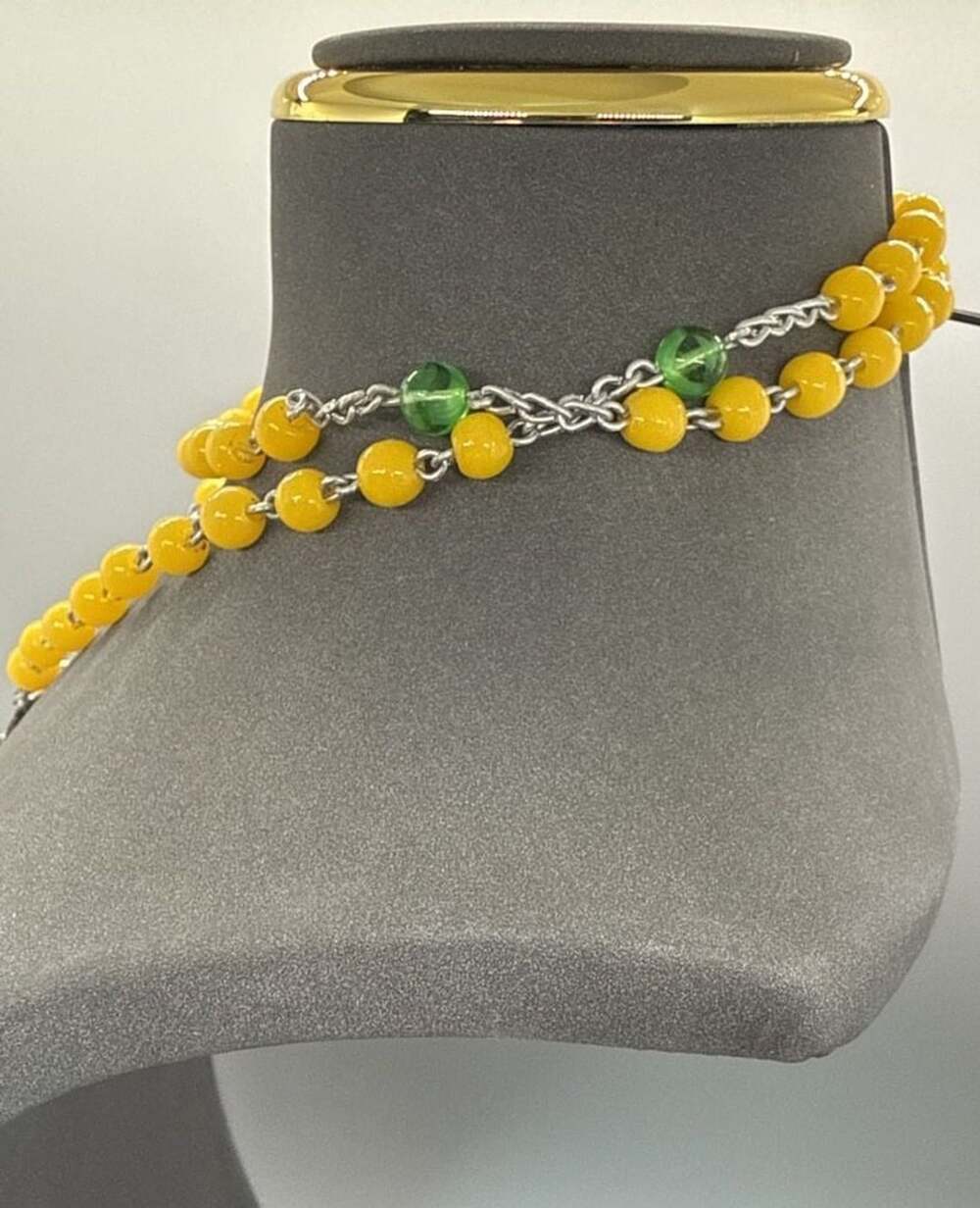 Vtg Italian Rosary Silver Tone Crucifix Yellow & Green Beads Italy Catholic - Picture 9 of 16